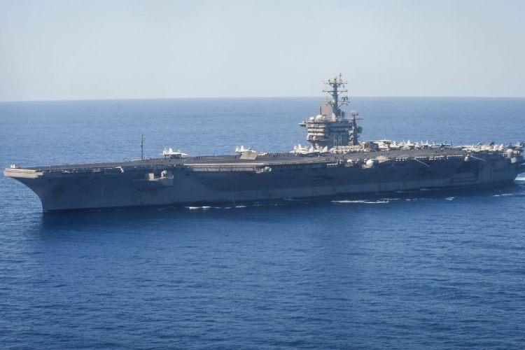 Portaerei Nimitz