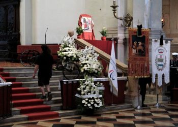 Funerali Zanardi, oltre 2mila persone in Santa Giustina per l’ultimo saluto