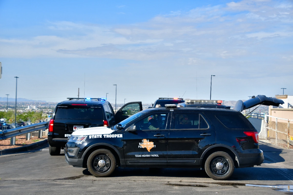 Sparatoria in Texas, almeno 11 feriti e un morto: assedio ancora in corso al sospetto