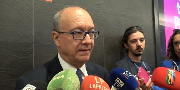 Falsi diplomi, sequestrata società in Campania: 9 indagati per associazione a delinquere