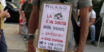 20260619192704_Emergenza_abitativa_sindacati_degli_inquilini_in_presidio_Il_Piano_Casa_una_burla__RAW