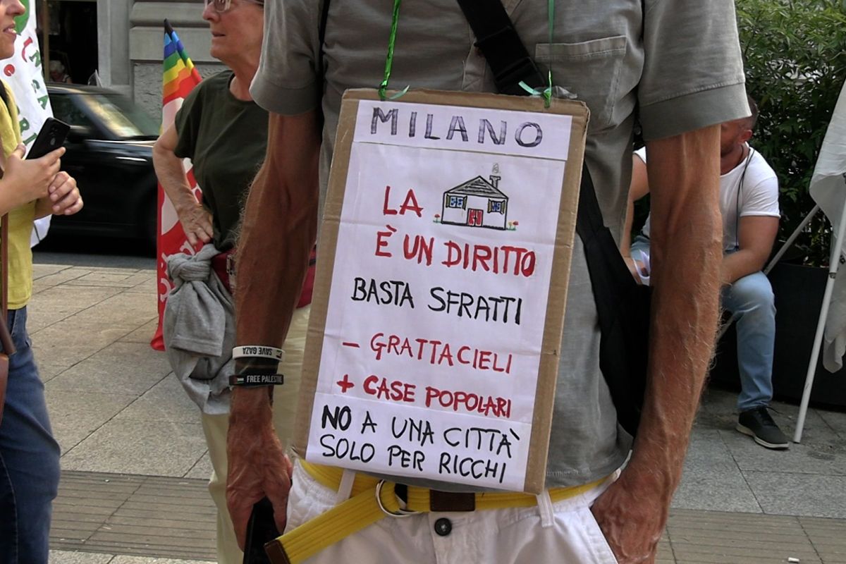 Piano casa, sì della Camera. Polemiche sul commissario e lo stipendio da 490mila euro