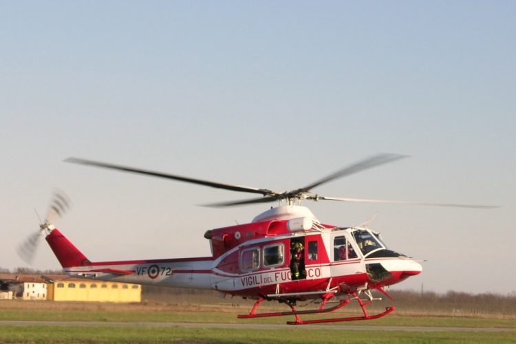 AB 412 Vigili del Fuoco.jpg