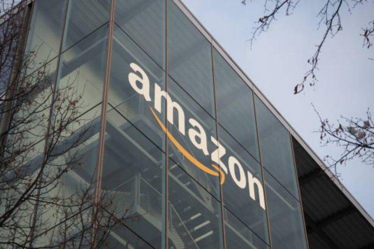 Amazon taglia 16mila posti
