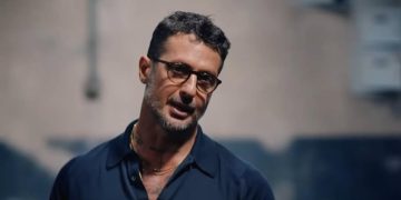 Corona: "Mio figlio ha l'Asperger, io incorruttibile come papà