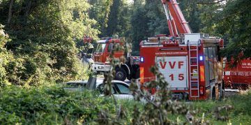 Auto precipitata nel canale Villoresi a Senago