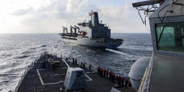 Attacchi iraniani nello Stretto di Hormuz, rischio per l'accordo .jpg