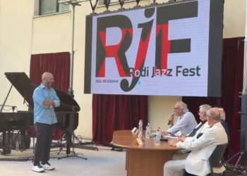 Zalone laurea honoris causa in Jazz, ma il mondo della musica contesta la scelta