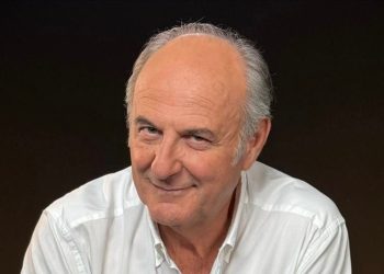 Gerry Scotti riceve la laurea honoris causa: Non si smette mai di essere studenti