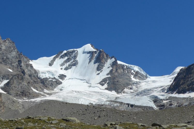 GranParadisoFromNW.jpg