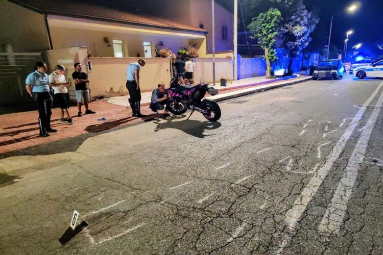 Il luogo in cui una 15enne è stata investita a Torre Faro di Messina da una moto