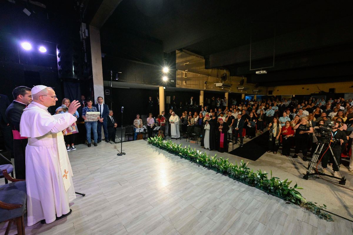 Barcellona, il Papa visita il carcere Brians 1: “Le persone non sono i loro errori”