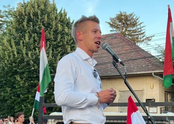 Emendamento approvato in Ungheria - nella foto, Péter Magyar