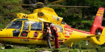 Elisoccorso in montagna. Maltempo in Alto Adige: frana a Merano, 69 evacuati e 5 feriti