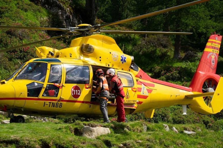 Elisoccorso in montagna. Maltempo in Alto Adige: frana a Merano, 69 evacuati e 5 feriti