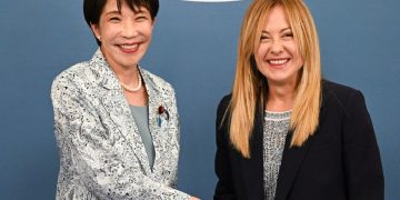 Meloni incontra Takaichi, l'intesa Italia-Giappone