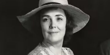Addio a Meriel Dickinson, la mezzosoprano che diede voce a Britten e Weill