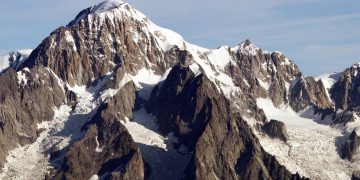 Mont Blanc - South side.jpg