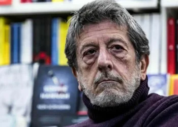 Primo piano di Andrea Purgatori, per processo ai quattro medici dopo la sua morte