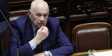 Nordio contro il 'patentino antifascista': "Il codice penale reca la firma di Mussolini"