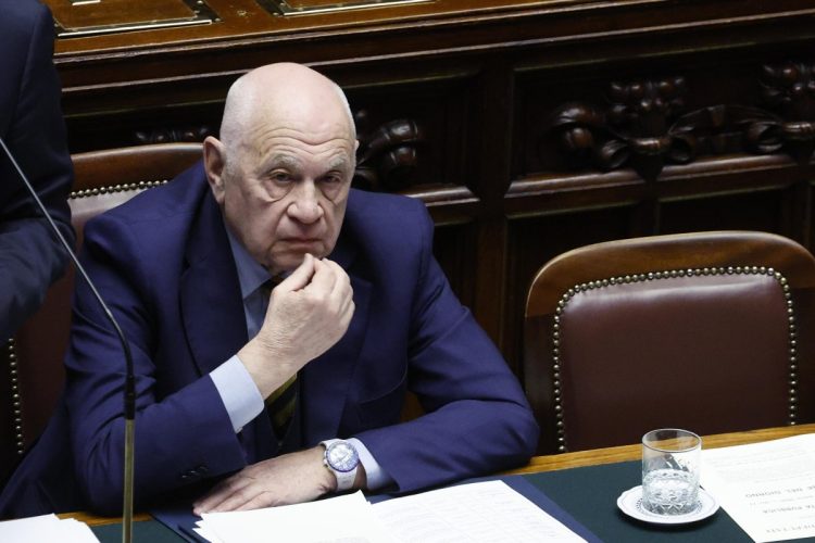 Nordio contro il 'patentino antifascista': "Il codice penale reca la firma di Mussolini"
