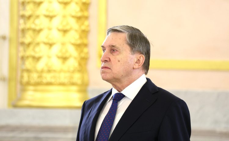 immagine di Yuri Ushakov che concluso il G7 attacca gli alleati europei