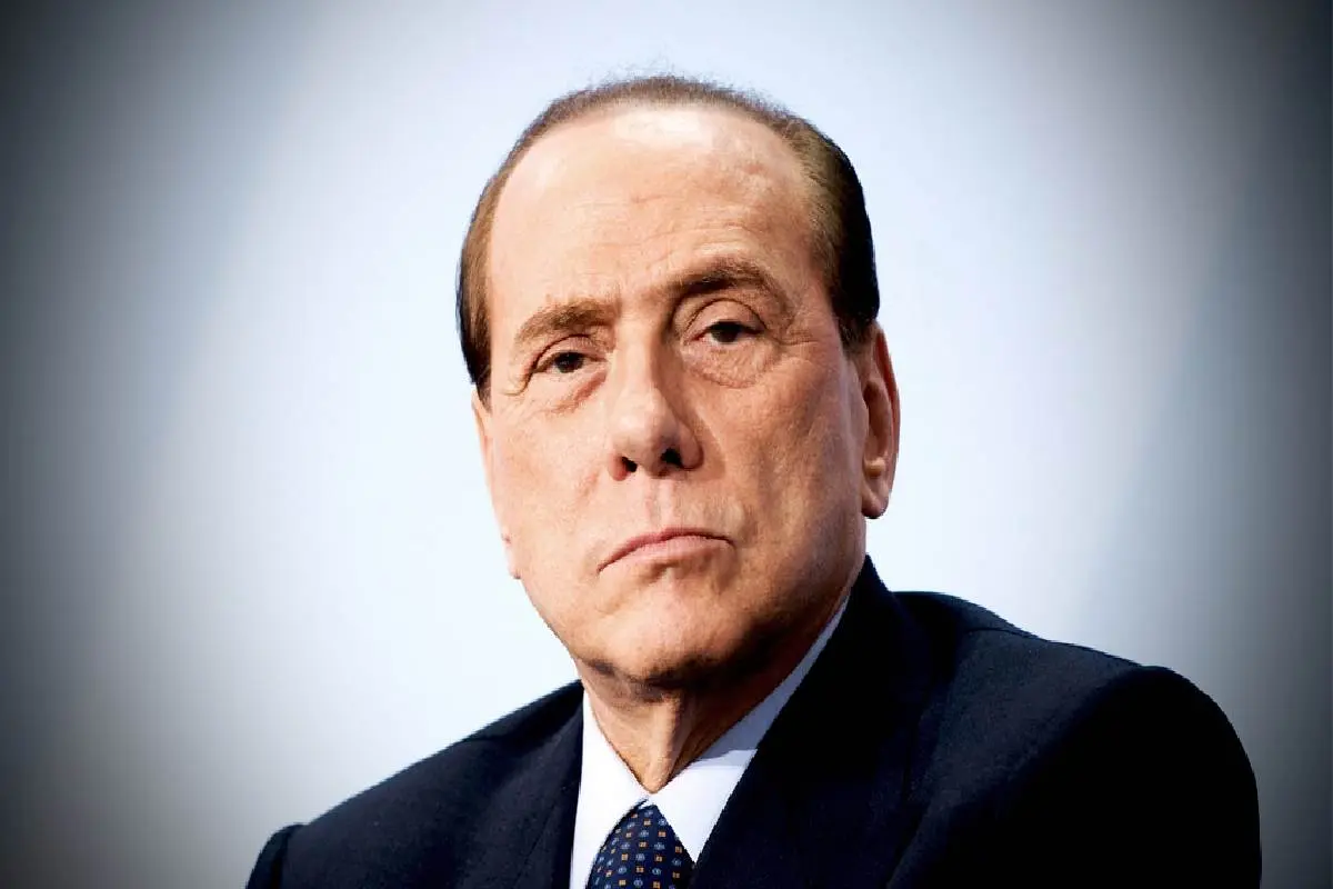 Stragi del ’93, archiviate le accuse a Berlusconi: le dichiarazioni di  Fascina, Tajani e Meloni