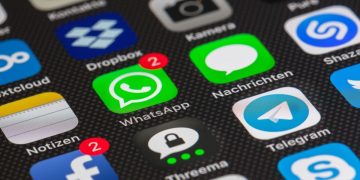 Social media vietati ai minori di 16 anni