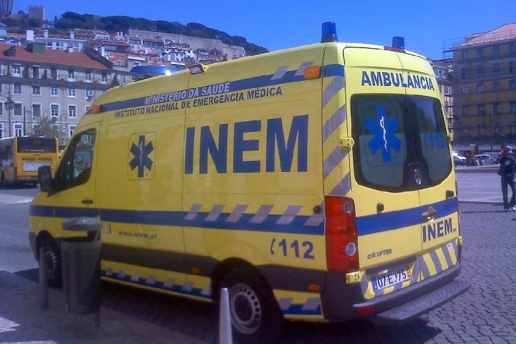 Immagine di un ambulanza portoghese per Studentessa italiana di 20 anni trovata morta durante l’Erasmus