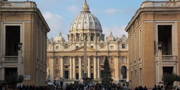 Basilica di San Pietro. Suor Smerilli nominata prefetto del Dicastero per lo Sviluppo umano integrale è la terza donna in Vaticano