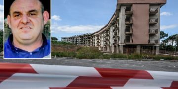 Mario Landolfi e il cantiere di Pollena Trocchia teatro del duplice femminicidio. L'uomo ha tentato il suicidio nel carcere di Poggioreale dopo l'arresto