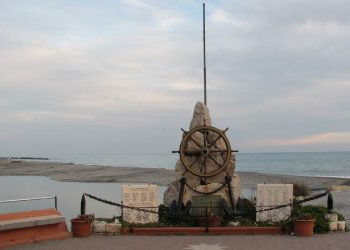 Ventimiglia ritrovato uno dei due corpi dei giovani dispersi - nella foto, Ventimiglia