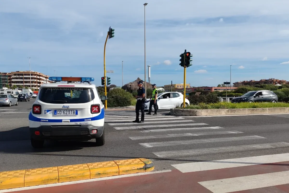 Varese, auto travolge cinque pedoni: muore 17enne, gravi gli altri feriti