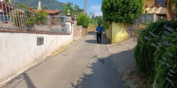 Camaiore, uccide moglie e figlio a fucilate: arrestato 63enne