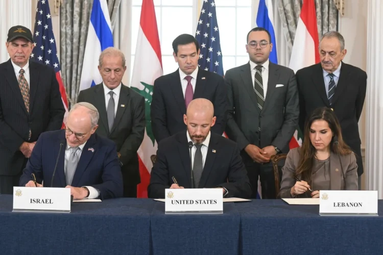 Delegazioni di Libano, Stati Uniti e Israele firmano accordo quadro