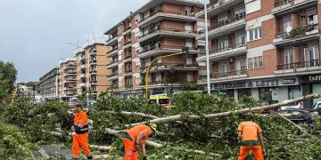 Tromba d'aria su Roma
