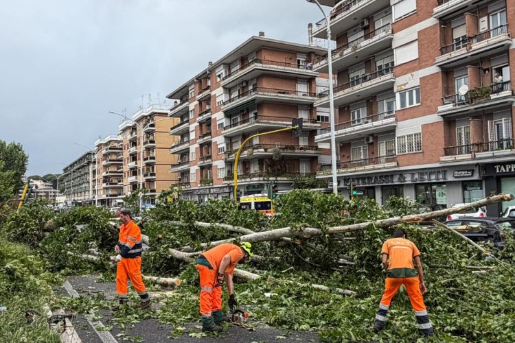 Tromba d'aria su Roma