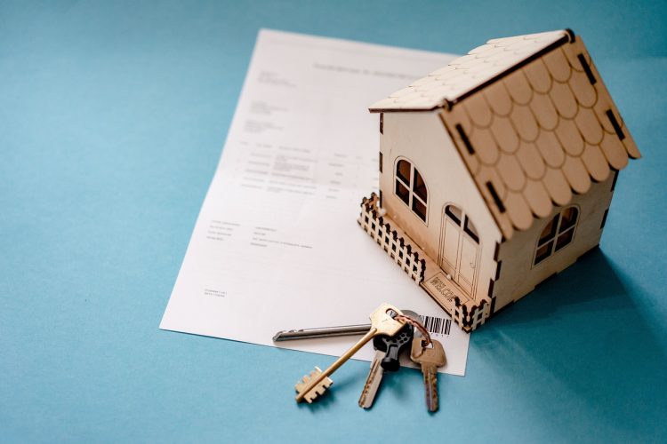 oleksandrpidvalnyi-real-estate-6688945_1280.jpg