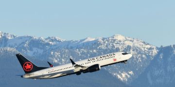 Un aereo della flotta Air Canada in volo. Uno scandalo ha recentemente colpito la compagnia