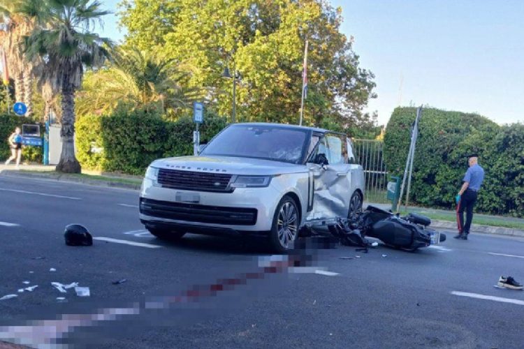 Schianto tra un suv e uno scooter nella notte a Pietrasanta