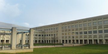 esterno delle sede della facoltà di Ingegneria dell'Università di Brescia (unibs)