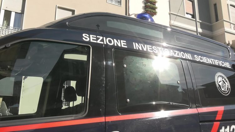 20260613183503_Milano_61enne_trovato_morto_in_casa_Indagano_i_carabinieri_two
