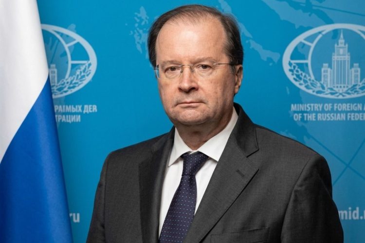 Ambasciatore russo attacca l'Italia: "Non ha figure della levatura di Putin e Lavrov"