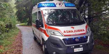 Un'ambulanza