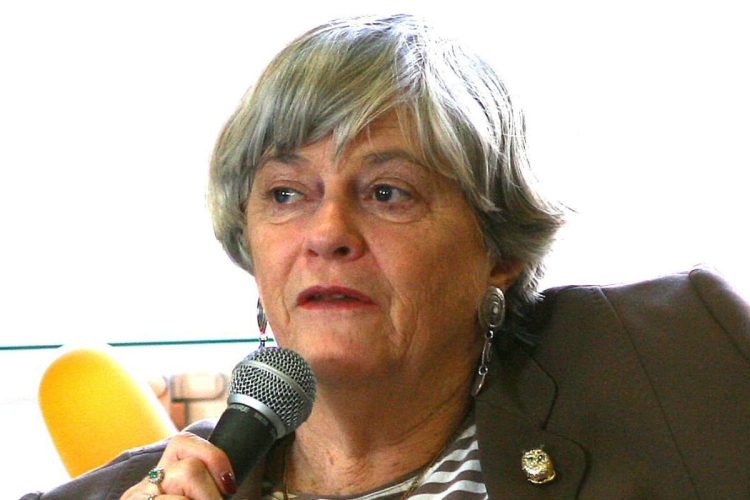 Ann Widdecombe