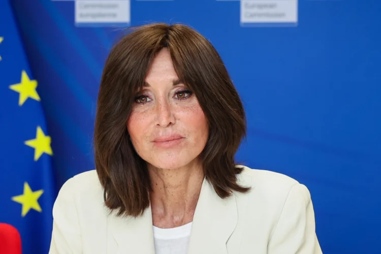 Fine Vita, interrogazione a Bernini - nella foto, la ministra