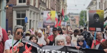 Manifestazione contro i prigionieri politici a Gaza tra cui Hussam Abu Safiya