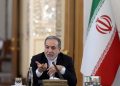 Iran, Araghchi replica a Trump: “Se colpirete ancora, occhio per occhio”