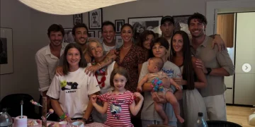 Belen Rodriguez e la foto di famiglia 13 luglio 2026 alanews.jpg