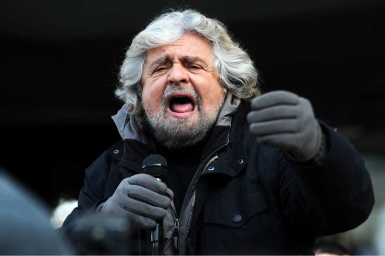 Grillo torna all’attacco del M5s: “Si ispirava a San Francesco, ora sfrutta il poltronificio”
